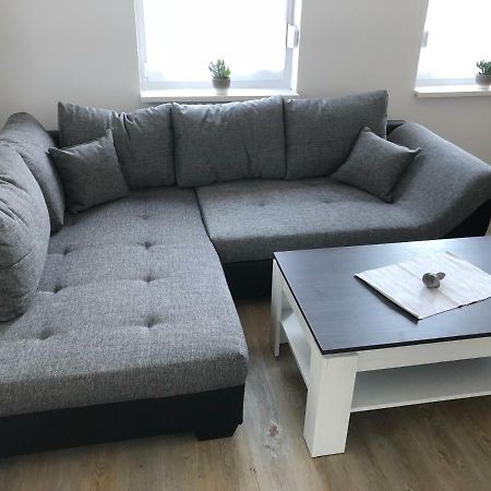 Kleiner Vampir Apartment Thale Bagian luar foto